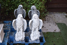 Load image into Gallery viewer, concrete eagles,eagle,pair of eagles