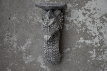 Load image into Gallery viewer, STONE GARDEN DRAGON CANDLE PLANTER SHELF WALL PLAQUE HANGING CONCRETE ORNAMENT
